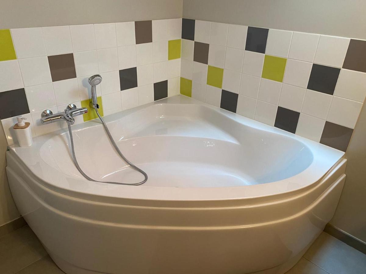 La Grange De Tissey Grand Gite Avec Spa Et Sauna Dragey Εξωτερικό φωτογραφία